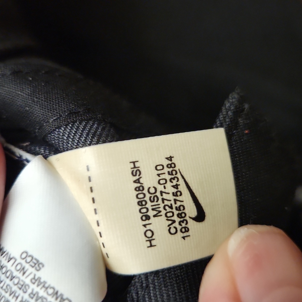 LeBron James Nike uninterrupted Heritage86 I AM MORE THAN AN ATHLETE hat - Picture 11 of 11